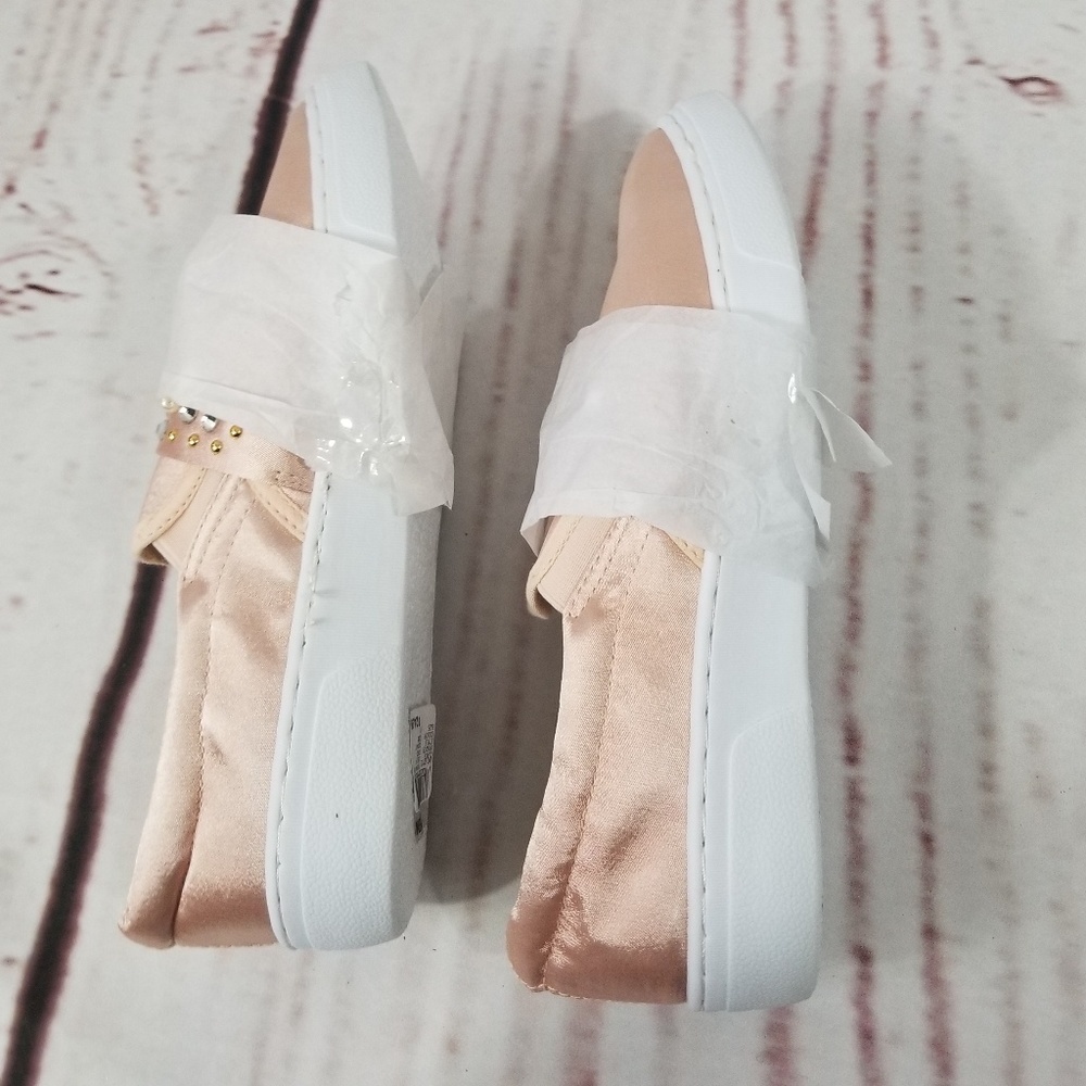 Pink Pearl Sateen Skate Shoes - Picture 6 of 7